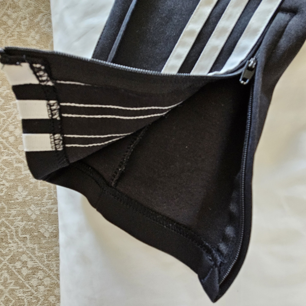 ❌️❌️SOLD❌️❌️Adidas Originals three stripe track jogger black pants women's XS - Picture 5 of 16